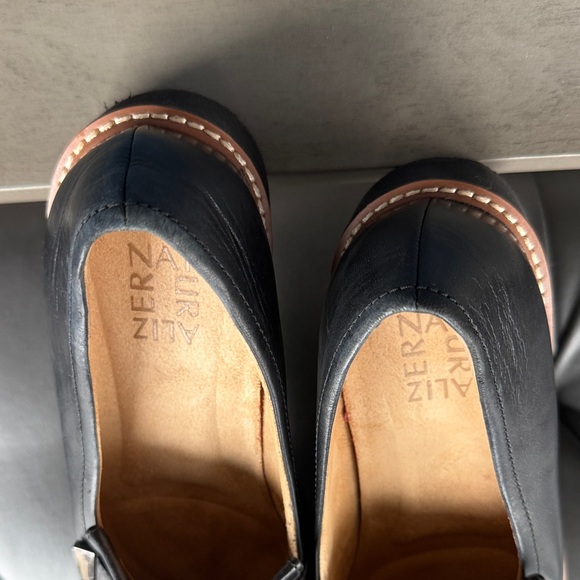 Naturalizer Navy Suede Penny Loafers with Brown Trim - Picture 2 of 7